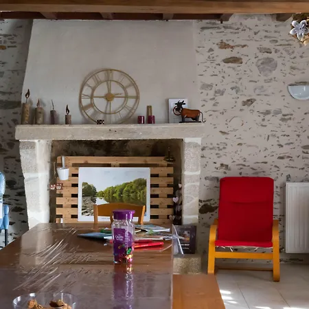 Hotel La Halte Du Pelerin D'hotes *